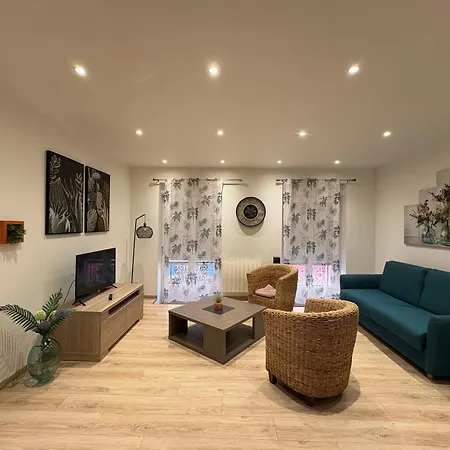 Superbe T3 Avec Parking Et Terrasse En Plein Centre-ville *