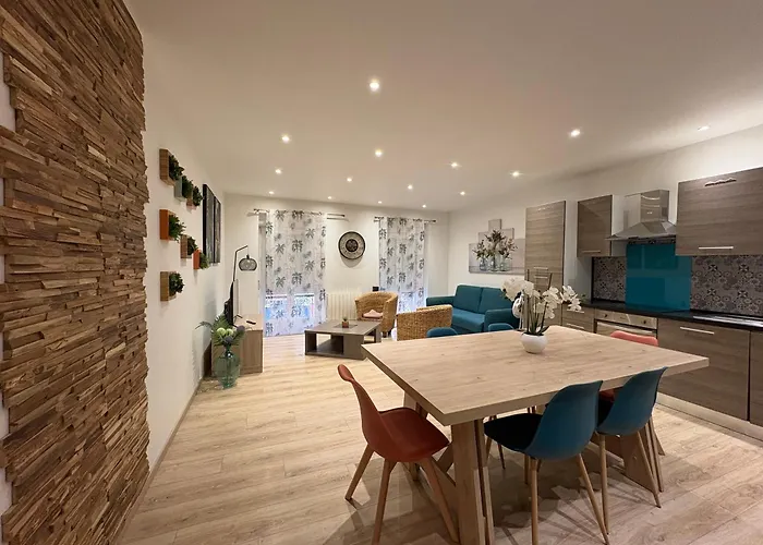 Apartment Superbe T3 Avec Parking Et Terrasse En Plein Centre-ville