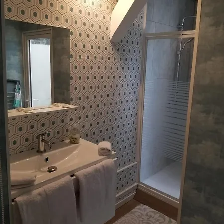 Superbe T3 Avec Parking Et Terrasse En Plein Centre-ville Apartment *